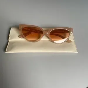 Velvet Canyon Pink Femme Chat Sunglasses Femme Chat main image 4